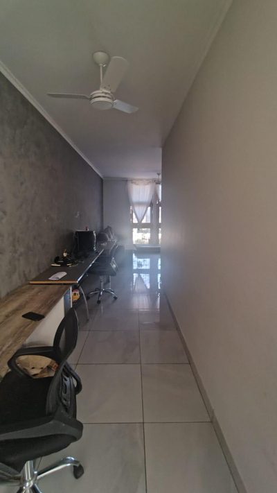 Casa, 3 quartos, 196 m² - Foto 2