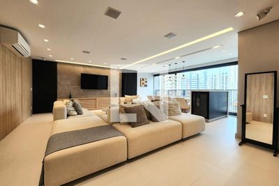 Apartamento, 3 quartos, 146 m² - Foto 1