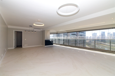 Apartamento, 3 quartos, 186 m² - Foto 2
