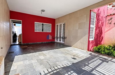 Casa, 5 quartos, 198 m² - Foto 2