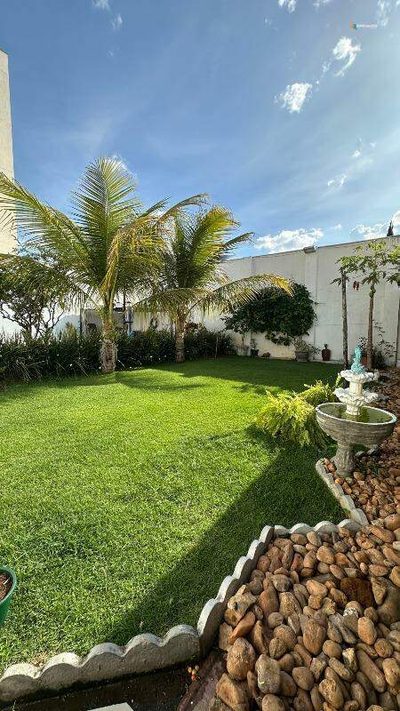 Casa, 4 quartos, 260 m² - Foto 1