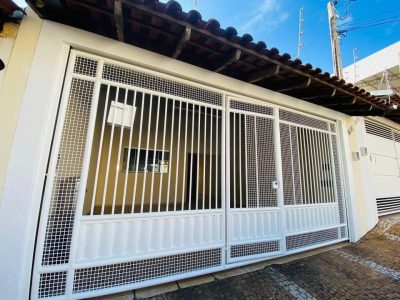 Casa, 3 quartos, 250 m² - Foto 1