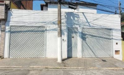 Sobrado, 3 quartos, 200 m² - Foto 1