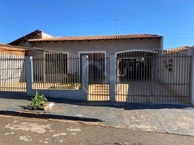 Casa, 3 quartos, 252 m² - Foto 1
