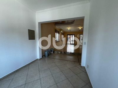 Casa, 3 quartos, 210 m² - Foto 4