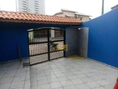 Casa, 3 quartos, 181 m² - Foto 2