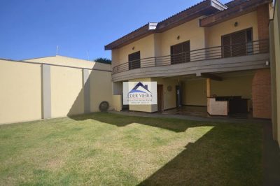 Casa, 3 quartos, 241 m² - Foto 4