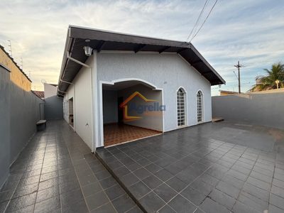 Casa, 3 quartos, 224 m² - Foto 1
