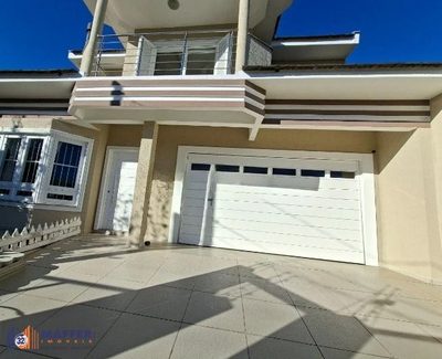 Casa, 3 quartos, 249 m² - Foto 2