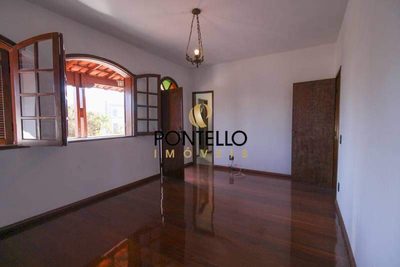 Casa, 4 quartos, 308 m² - Foto 2