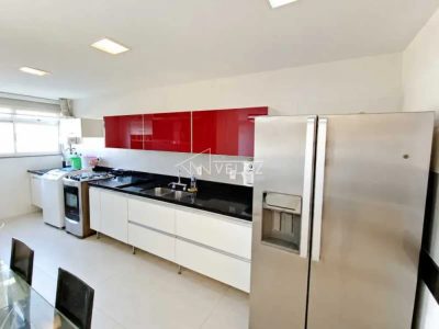 Cobertura, 3 quartos, 202 m² - Foto 1