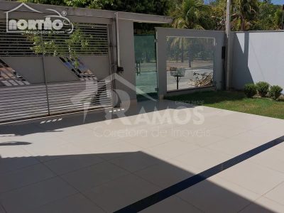 Casa, 4 quartos, 260 m² - Foto 4
