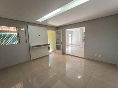 Casa, 2 quartos, 200 m² - Foto 5