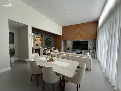 Casa, 3 quartos, 180 m² - Foto 4