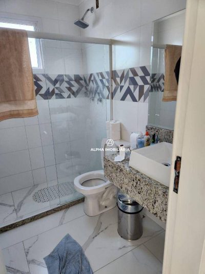 Casa, 6 quartos, 240 m² - Foto 2