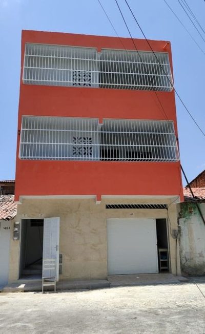 Casa, 6 quartos, 207 m² - Foto 1