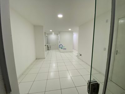 Apartamento, 2 quartos, 64 m² - Foto 1
