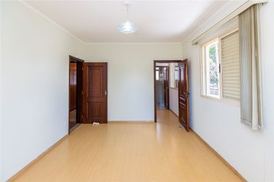 Casa, 4 quartos, 332 m² - Foto 2