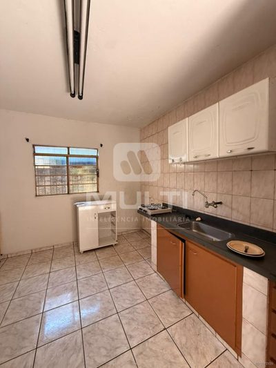 Casa, 3 quartos, 1 m² - Foto 2