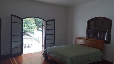 Casa, 4 quartos, 1800 m² - Foto 1