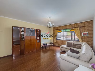 Sobrado, 3 quartos, 298 m² - Foto 1