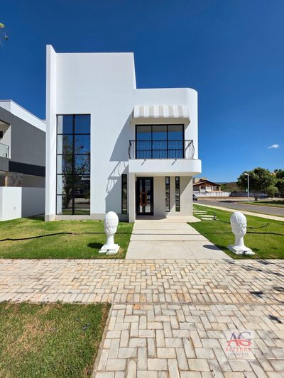 Casa, 4 quartos, 326 m² - Foto 1