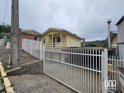 Casa, 5 quartos, 227 m² - Foto 2