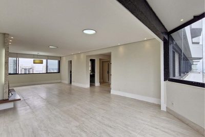 Apartamento, 3 quartos, 185 m² - Foto 1