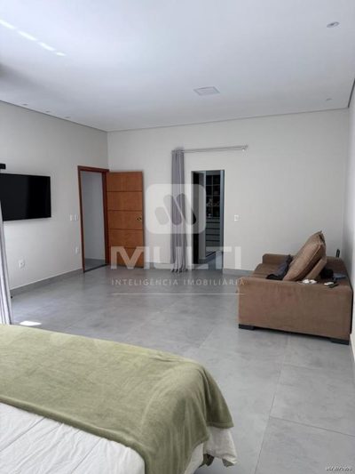 Casa, 3 quartos, 190 m² - Foto 2