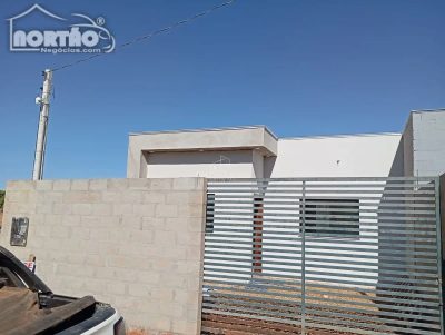 Casa, 3 quartos, 68 m² - Foto 1