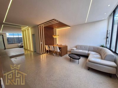 Casa, 3 quartos, 180 m² - Foto 1