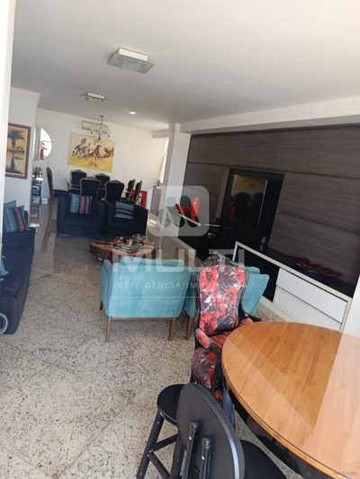 Apartamento, 4 quartos, 180 m² - Foto 1