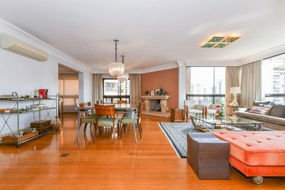 Apartamento, 3 quartos, 247 m² - Foto 2