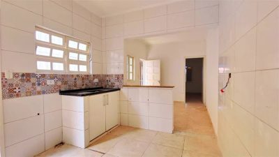 Casa, 2 quartos, 75 m² - Foto 1