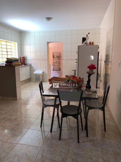 Casa, 3 quartos, 241 m² - Foto 5