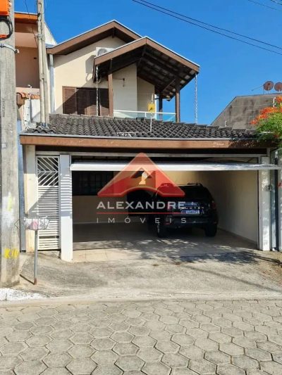 Casa, 3 quartos, 155 m² - Foto 1