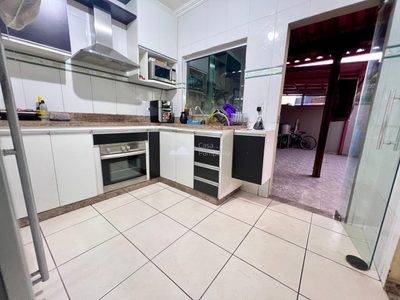 Casa, 3 quartos, 180 m² - Foto 4