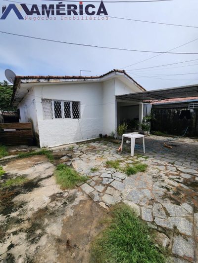Casa, 3 quartos, 200 m² - Foto 2