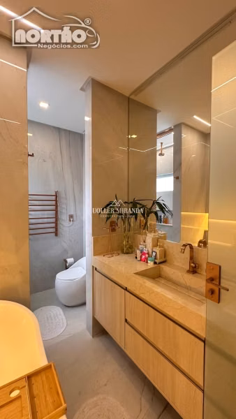 Casa, 4 quartos, 164 m² - Foto 2