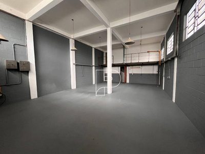 Depósito-Galpão, 236 m² - Foto 1