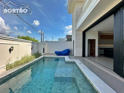 Casa, 3 quartos, 229 m² - Foto 1