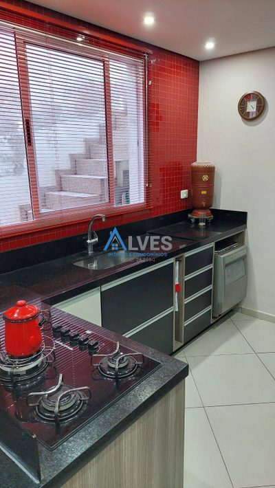 Casa, 3 quartos, 197 m² - Foto 2