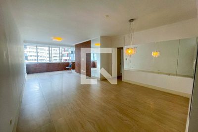 Apartamento, 3 quartos, 160 m² - Foto 2