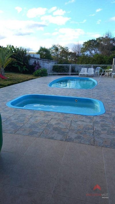 Chácara, 3 quartos, 1045 m² - Foto 2