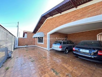 Casa, 3 quartos, 223 m² - Foto 1