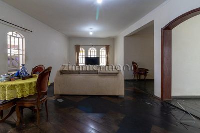 Casa, 3 quartos, 212 m² - Foto 4