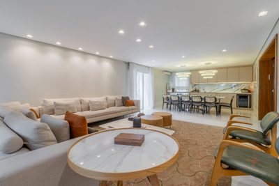 Apartamento, 3 quartos, 198 m² - Foto 1
