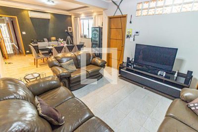 Casa, 3 quartos, 240 m² - Foto 3