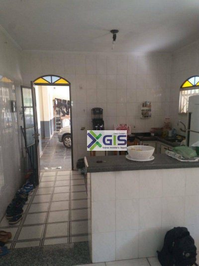 Chácara, 3 quartos, 1054 m² - Foto 2