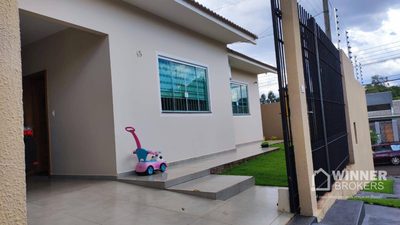 Casa, 4 quartos, 256 m² - Foto 2